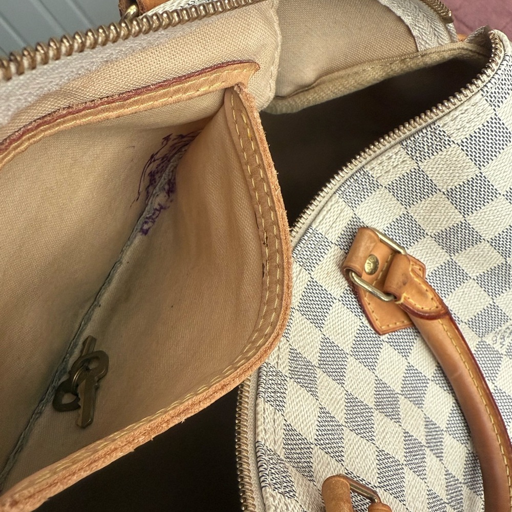Authentic Louis Vuitton Damier Azur Speedy 35 - Picture 9 of 12